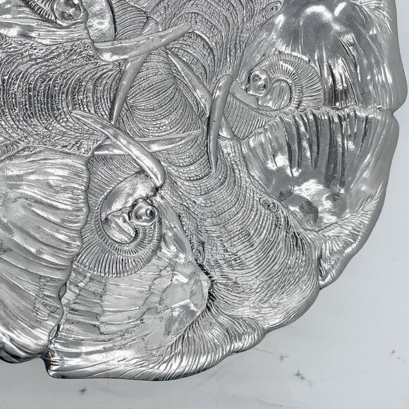 Vintage 1987 ARTHUR COURT Endangered Series Trio of Elephants Metal Platter - Picture 5 of 8